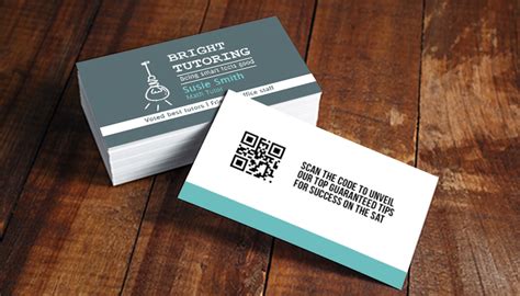 what to put on business card back